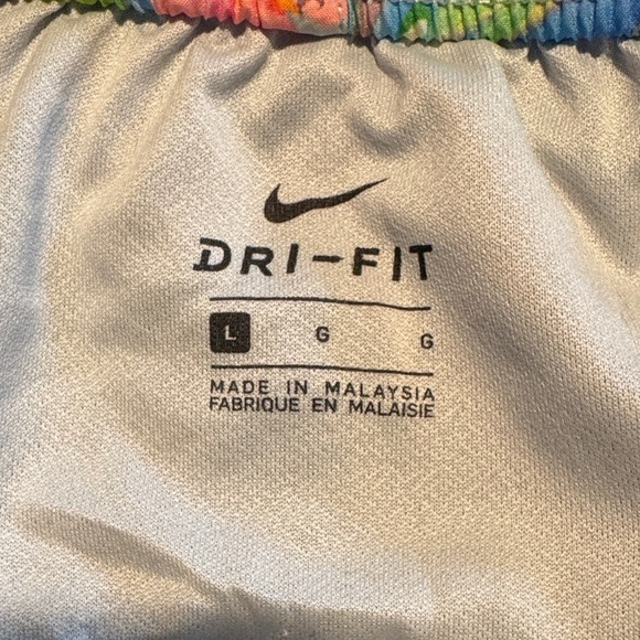 Nike Women's Tropical Print Athletic Shorts - Picture 2 of 3